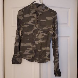 Long sleeve shirt